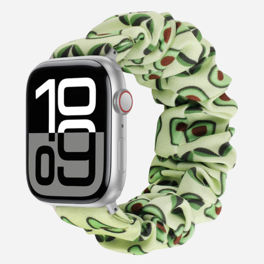 Apple Watch Scrunchie Armband „Velora“ mit Avocado-Motiv auf hellgrünem Stoff, elastisch im Scrunchie-Design