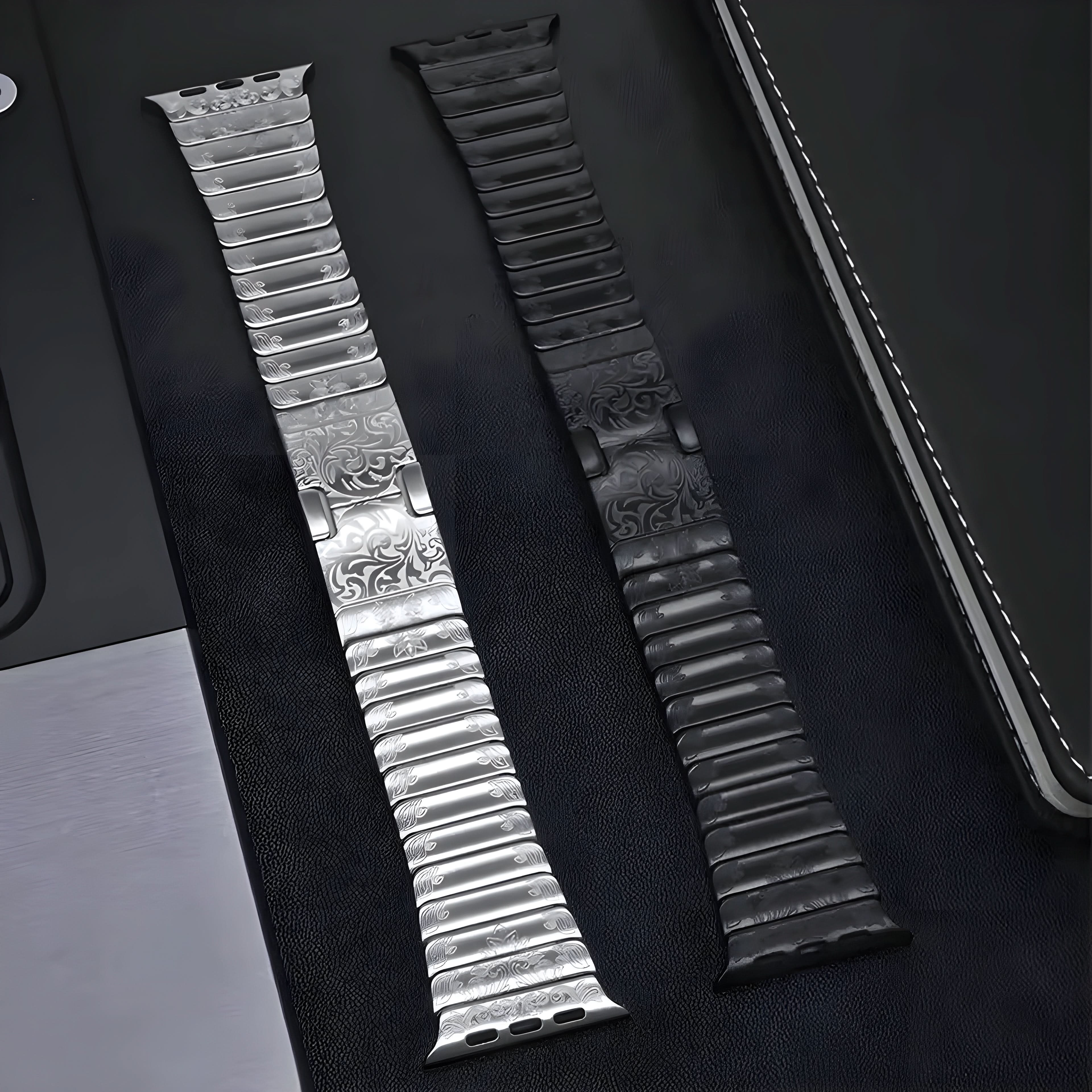 Bracelet SteelCrest™ de luxe en acier inoxydable avec gravure pour Apple Watch (38–49 mm) – Compatible avec les séries 1 à 11, SE (1re à 3e génération), Ultra, Ultra 2 et Ultra 3.