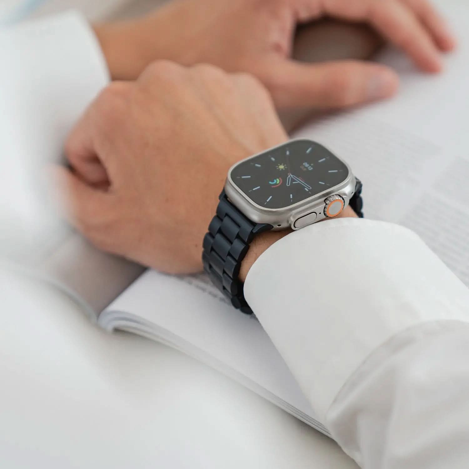 MillesTECband Apple Watch Gliederarmband "Arctica" MillesTEC