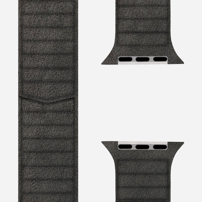 Apple Watch Alcantara Armband in Schwarz von Bandkult – edles, magnetisches Leder-Design für Alltag & Business.
