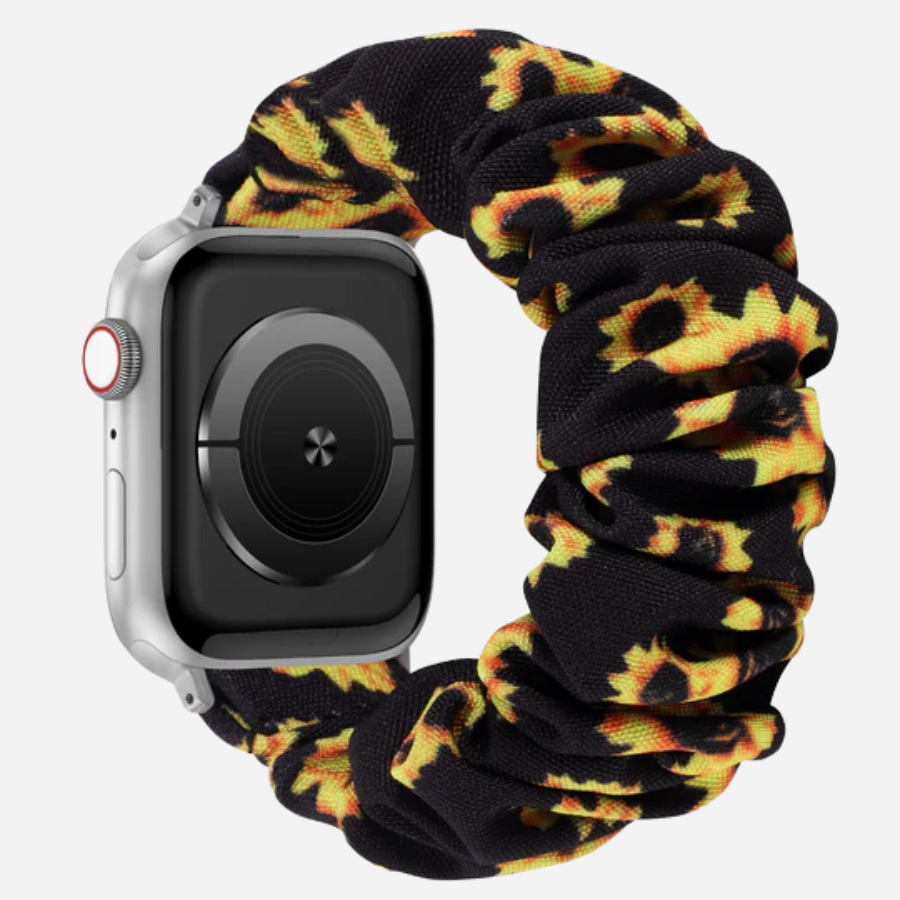 Apple Watch Scrunchie Armband „Velora“ mit Sonnenblumen-Motiv auf schwarzem Stoff, elastisch im Scrunchie-Design