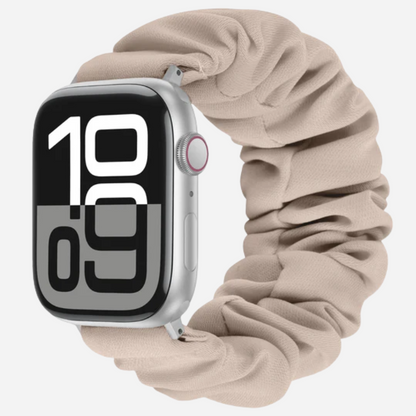 Apple Watch Scrunchie Armband „Velora“ in Sand (beige), schlichtes elastisches Scrunchie-Design für die Apple Watch