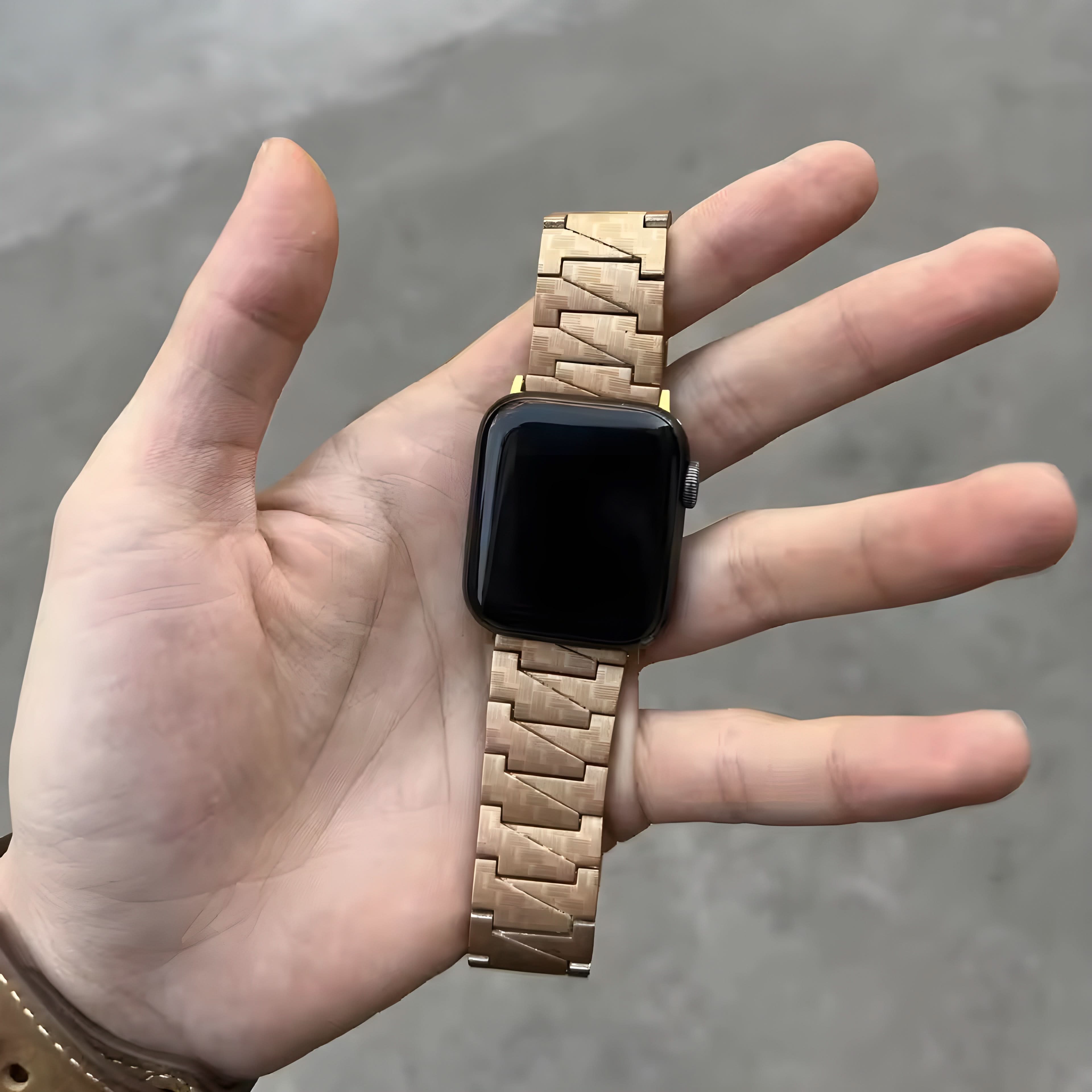 Bracelet CarbonEdge™ haut de gamme en fibre de carbone pour Apple Watch (38–49 mm) – Compatible avec les séries 1 à 11, SE (1re à 3e génération), Ultra, Ultra 2 et Ultra 3.