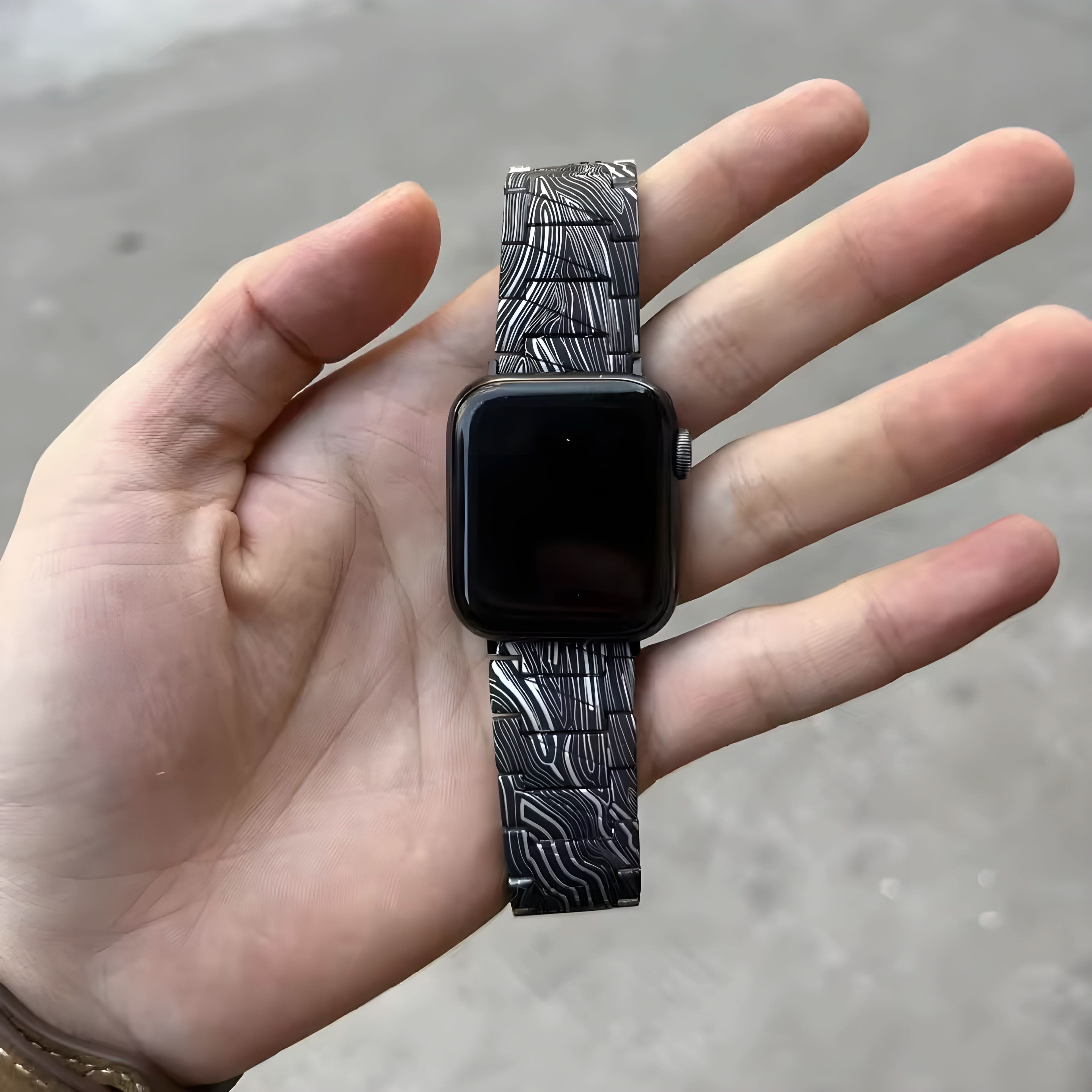 Bracelet CarbonEdge™ haut de gamme en fibre de carbone pour Apple Watch (38–49 mm) – Compatible avec les séries 1 à 11, SE (1re à 3e génération), Ultra, Ultra 2 et Ultra 3.