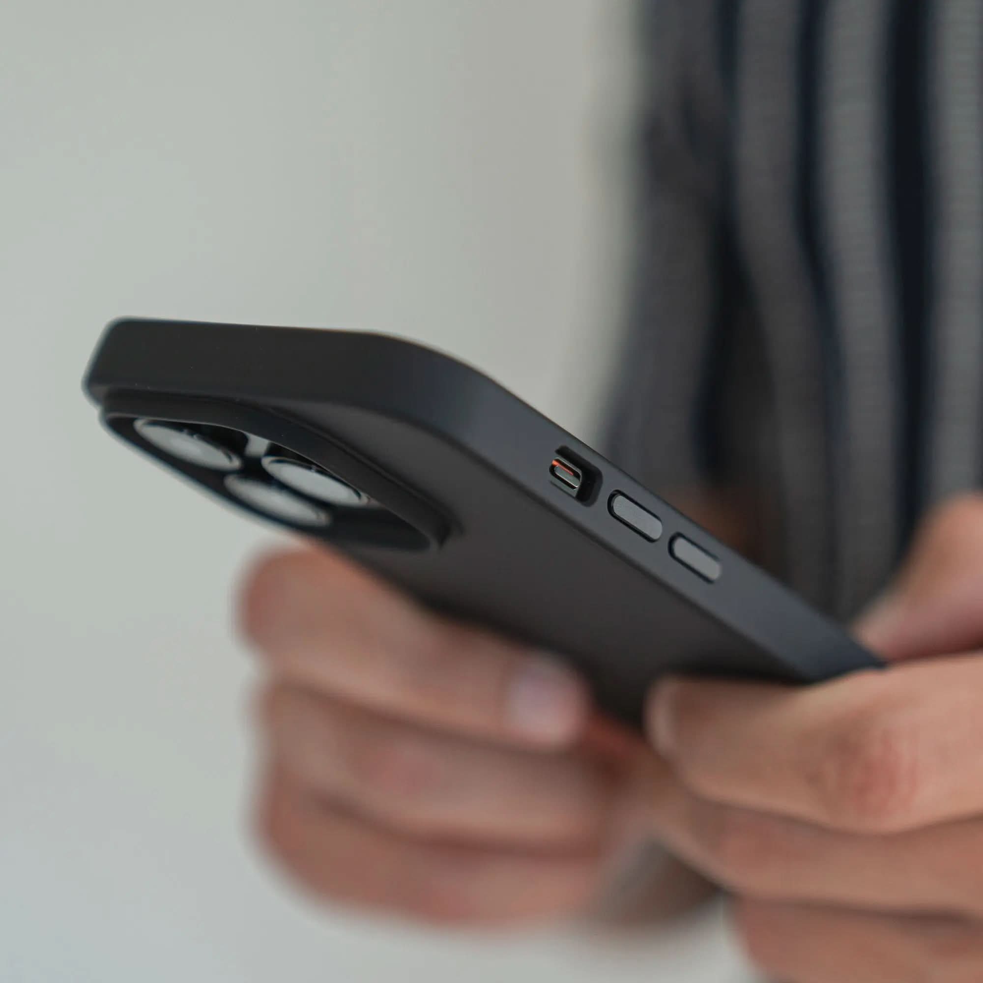 arktis iPhone 16 Pro Max Solid Case Arktis