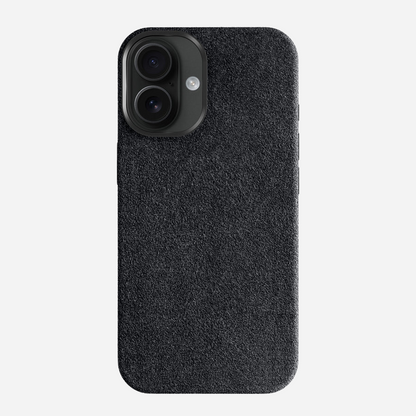 Edle iPhone 17 Hülle aus Alcantara – schwarzes Stoff-Case, Rückseite gerade Ansicht