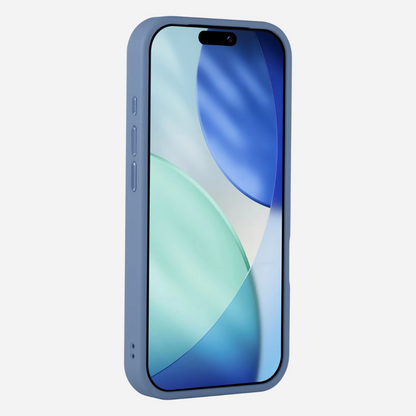 Schräg vorn: iPhone 17 Pro Max im blauen Bandkult Solid Case, erhöhter Displayrand für zusätzlichen Schutz.