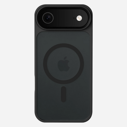Coque iPhone Air Bandkult Noir – Vue arrière ; dos en PC sombre avec anneau MagSafe et rebord de caméra renforcé.